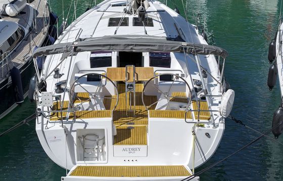 Sailboat HANSE 455 13.95m