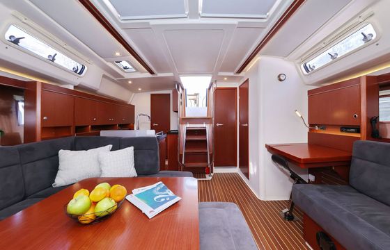 Sailboat HANSE 455 13.95m