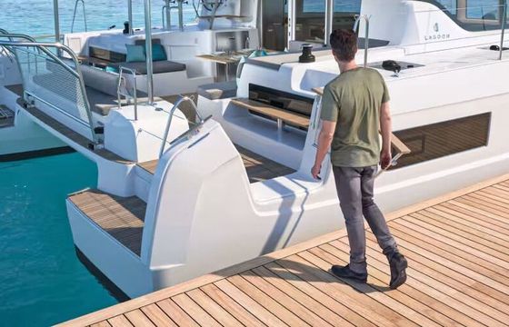 Catamaran LAGOON 43 12m