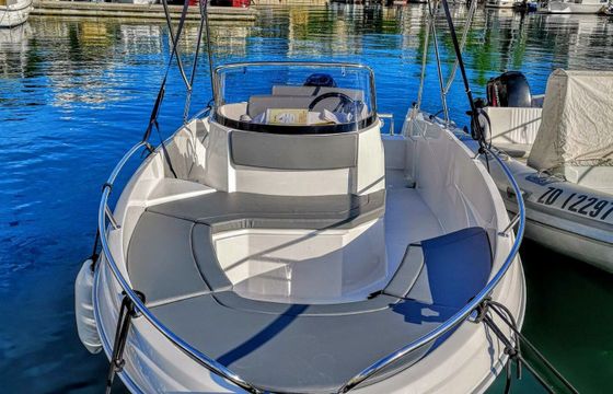 Motorboat Prince 570 Open 140ks Suzuki 140hp
