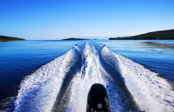 Motorboat Prince 570 Open 140ks Suzuki 140hp