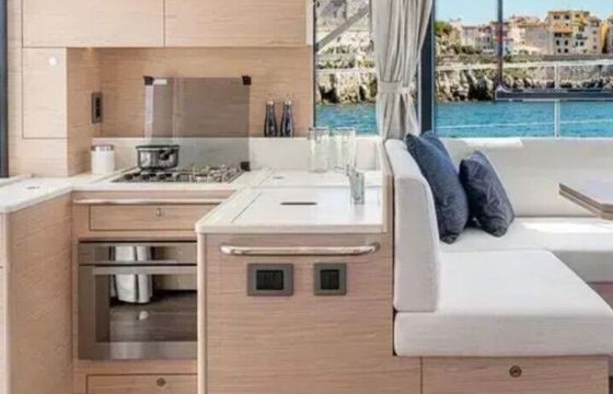 Motorboat Beneteau Swift 41 180hp