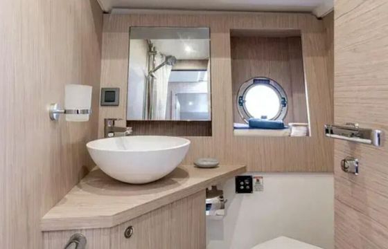 Motorboat Beneteau Swift 41 180hp