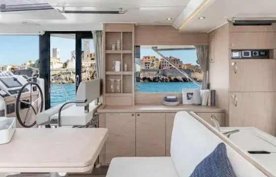 Motorboat Beneteau Swift 41 180hp
