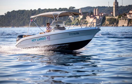 Motorboat Sessa Marine Sessa 100hp
