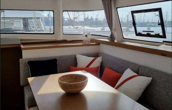 Catamaran Beneteau Excess 11 11.33m