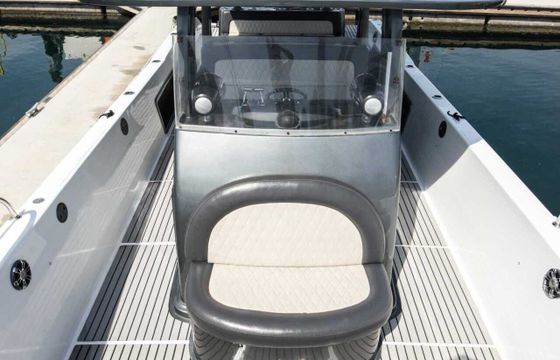 Motorboat Emirates Boat 50ft 1150hp