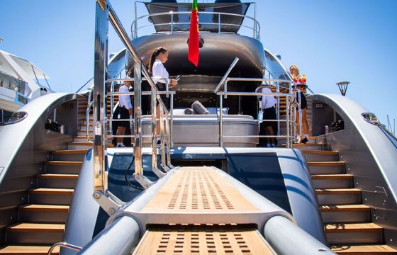 Motor yacht Isa 120 6000hp
