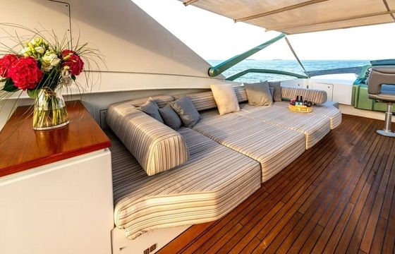 Motor yacht Peri Manatea 95ft - St Barthelemy