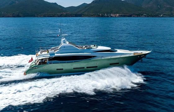 Motor yacht Peri Manatea 95ft - St Barthelemy