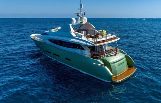 Motor yacht Peri Manatea 95ft - St Barthelemy