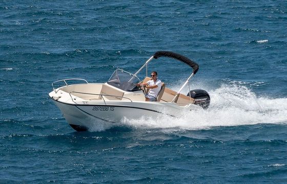Motorboat Quicksilver Activ 605 Open 150hp