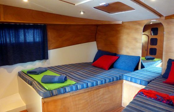 Houseboat New Con Fly Suite