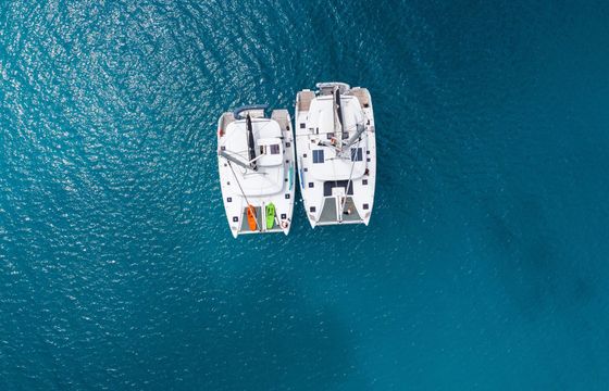 Catamaran Lagoon 42 12.8m