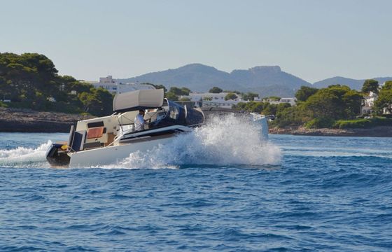 Motorboat NUVA YACHTS M9 CABIN 350hp