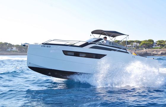 Motorboat NUVA YACHTS M9 CABIN 350hp