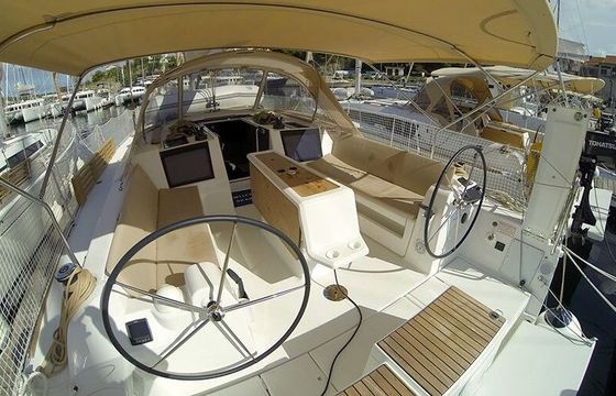 Sailboat DUFOUR 412 Grand Large 12m
