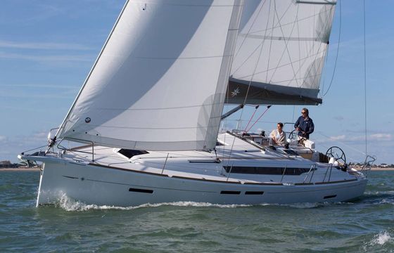 Sailboat Jeanneau Sun Odyssey 419 12.34m
