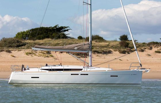 Sailboat Jeanneau Sun Odyssey 419 12.34m