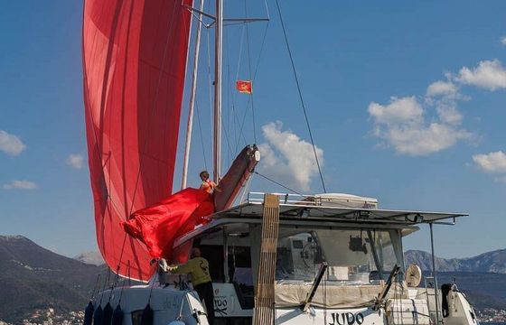 Catamaran Fountaine Pajot Isla 40 12m