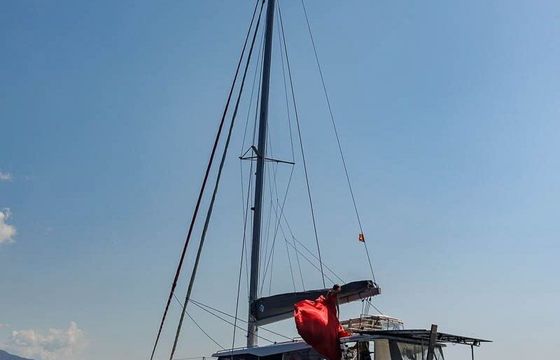 Catamaran Fountaine Pajot Isla 40 12m