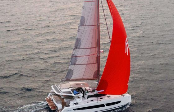Catamaran Fountaine Pajot Isla 40 12m