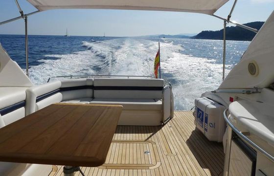 Motor yacht SUNSEEKER PREDATOR 56 1600hp