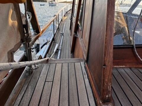 Sailboat Seafinn 43 14m