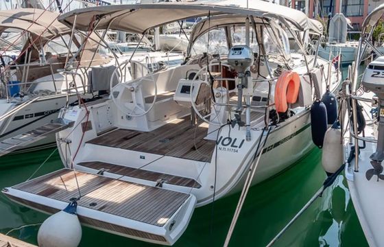 Sailboat Bavaria Cruiser 41 12m