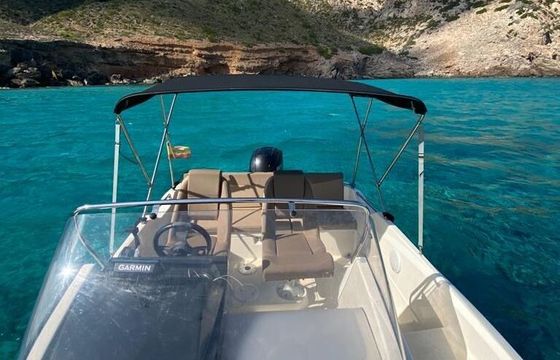 Motorboat Quicksilver Activ 605 Sundeck 150hp