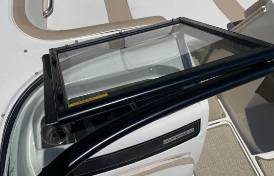 Motorboat Bayliner Vr5 150hp
