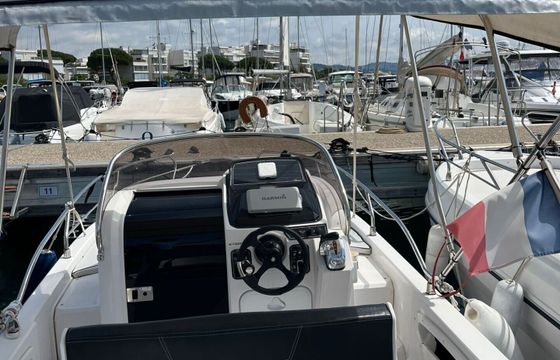Motorboat Ranieri Shadow 22 150hp