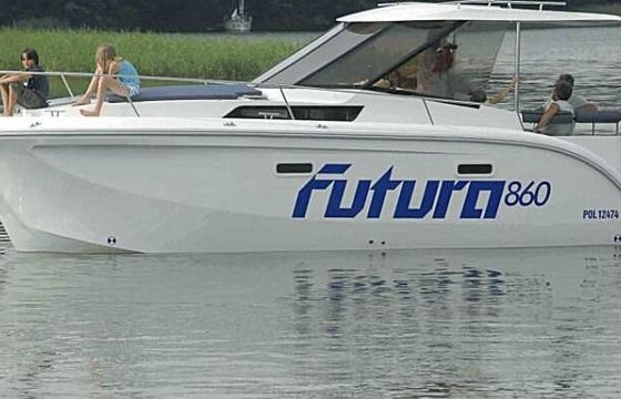 Motorboat Futura 860 21hp