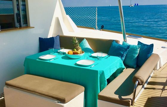 Catamaran STGI Aventura 43 13.2m