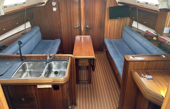 Sailboat Bavaria 36 Cruiser 11m