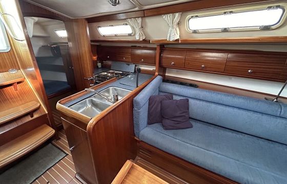 Sailboat Bavaria 36 Cruiser 11m