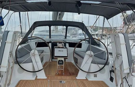Sailboat Hanse Yachts Hanse 418 - 3 cab. 12.4m