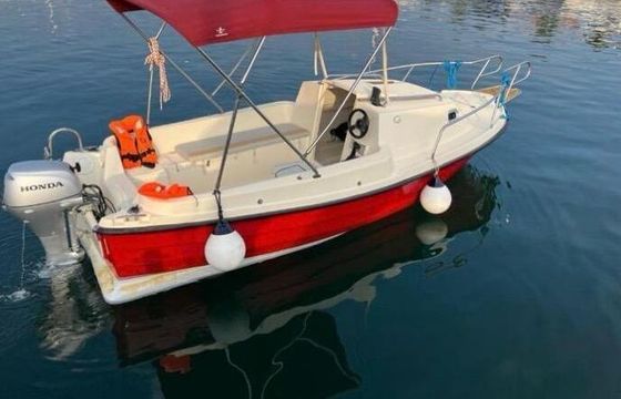 Motorboat Adria 500 20hp
