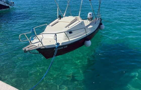 Motorboat Adria 500 20hp