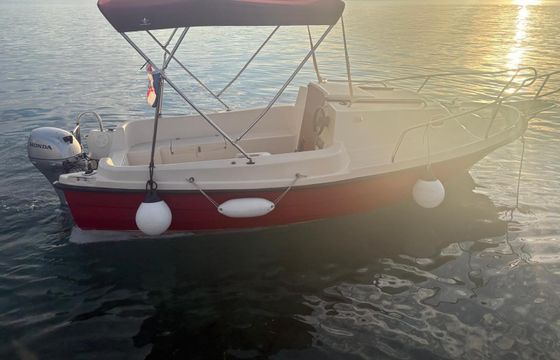 Motorboat Adria 500 20hp