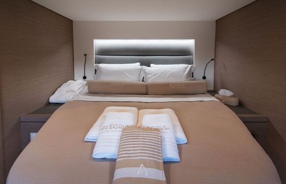 Catamaran Fountaine Pajot Saona 47 13.98m