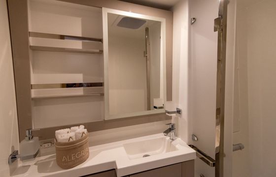Catamaran Fountaine Pajot Saona 47 13.98m