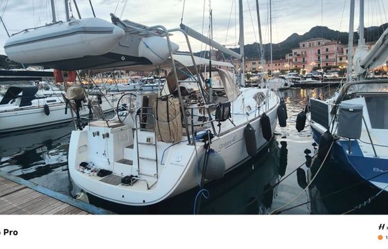 Sailboat Beneteau Oceanis 40 12m