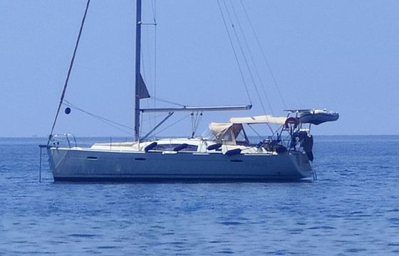 Sailboat Beneteau Oceanis 40 12m