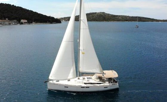 Sailboat Sun Odyssey 479 14.43m