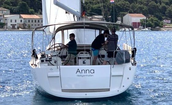 Sailboat Sun Odyssey 479 14.43m