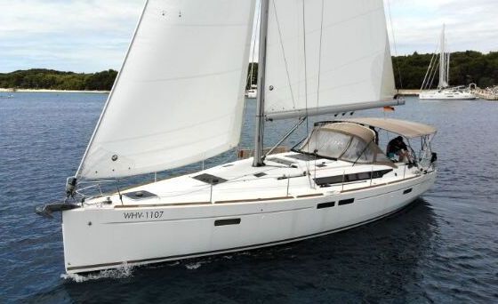 Sailboat Sun Odyssey 479 14.43m