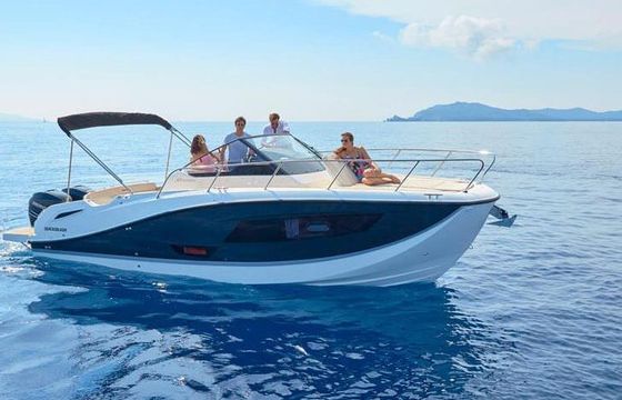 Motor yacht Quicksilver 875 Activ 500hp