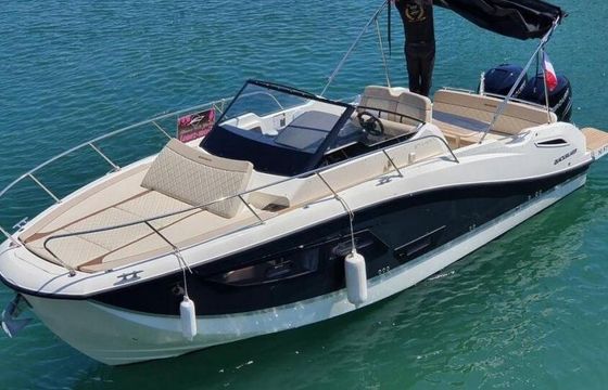 Motor yacht Quicksilver 875 Activ 500hp