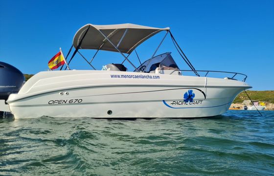 Motorboat Pacific Craft Open 670 200hp